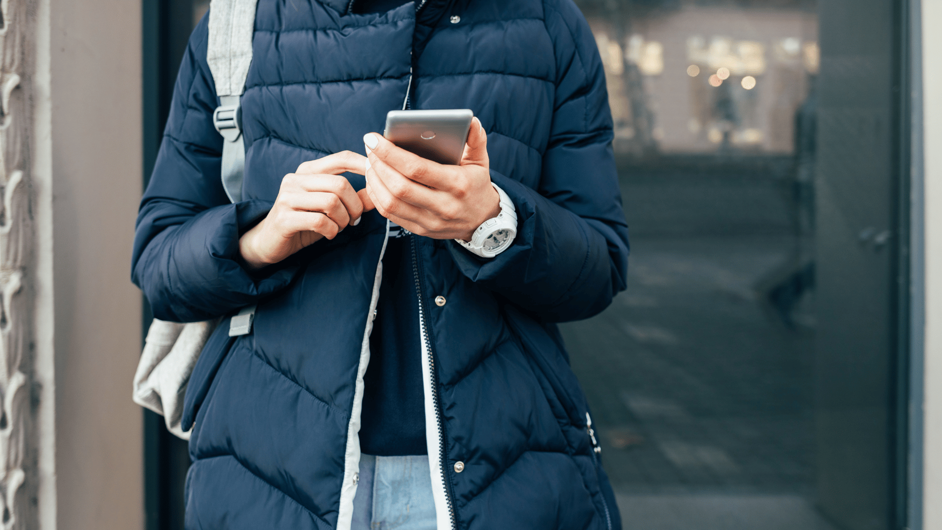 How to Find a Long Puffer Jacket That’s Both Lightweight and Affordable